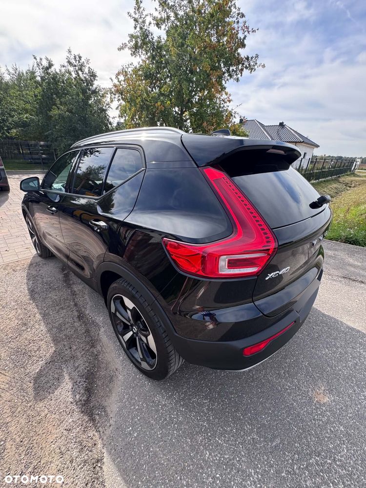 Volvo XC 40 D4 AWD - 13