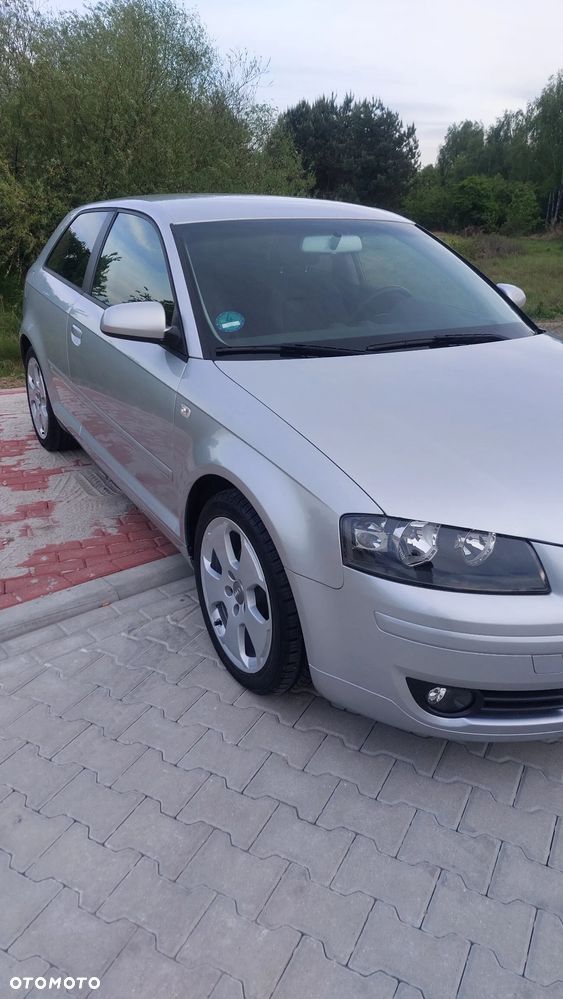 Audi A3 ver-1-6-fsi-attraction - 26