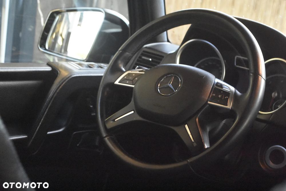 Mercedes-Benz Klasa G 350 d - 27