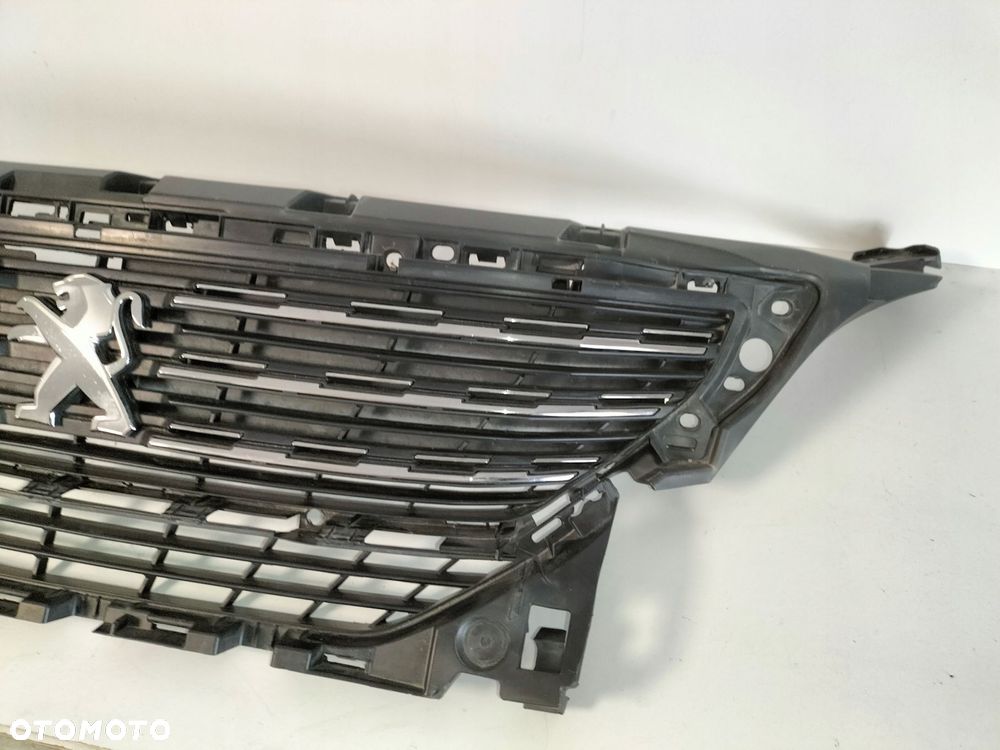 atrapa kratka grill peugeot 5008 ii 16- - 4