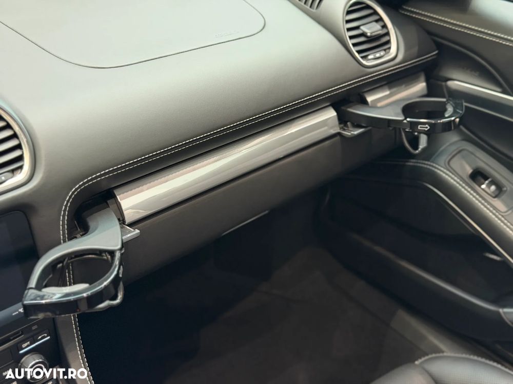 Porsche Boxster 718 PDK - 21