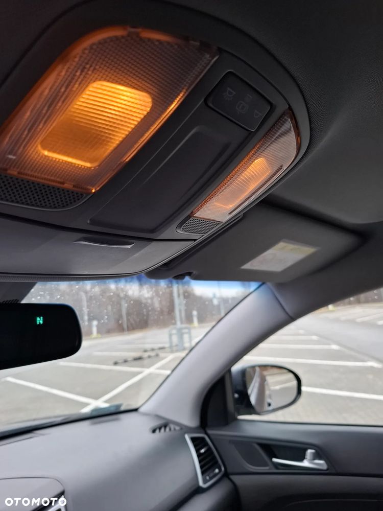 Hyundai Tucson 1.6 GDI BlueDrive Comfort 2WD - 34