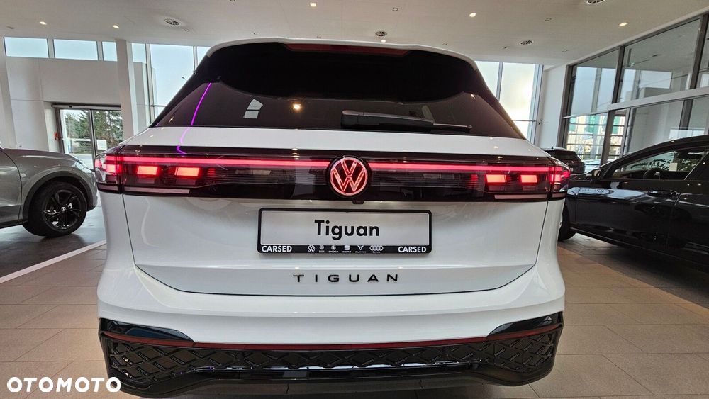 Volkswagen Tiguan - 19