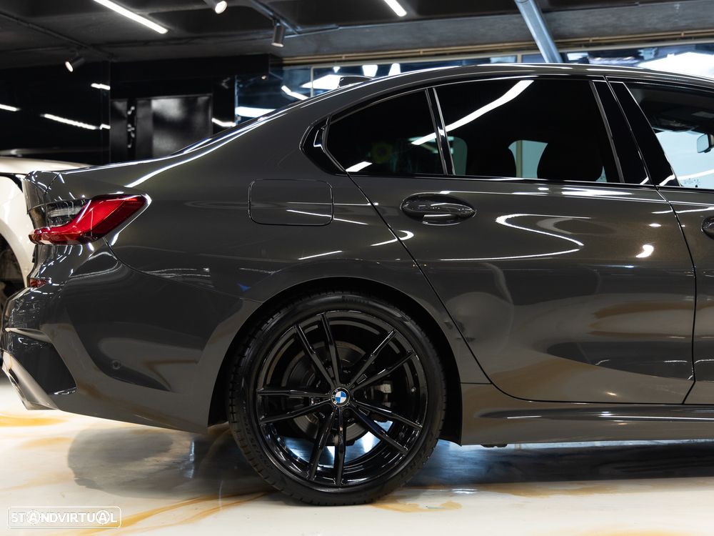 BMW 320 d Pack M Shadow Auto - 8