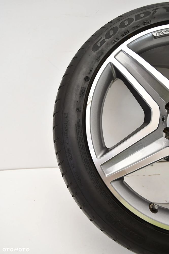 OPONA GOODYEAR EFFICIENTGRIP 235/45 R19 95V - 9