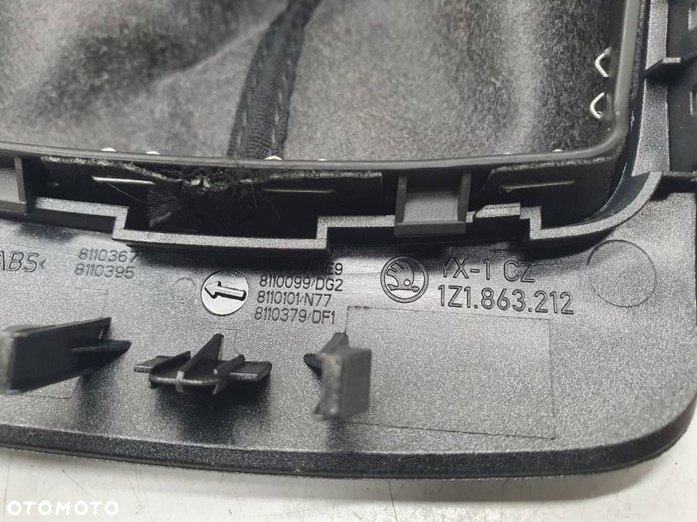MIESZEK GAŁKA ZMIANY BIEGÓW MANUAL SKODA OCTAVIA II 1Z1863212 - 7