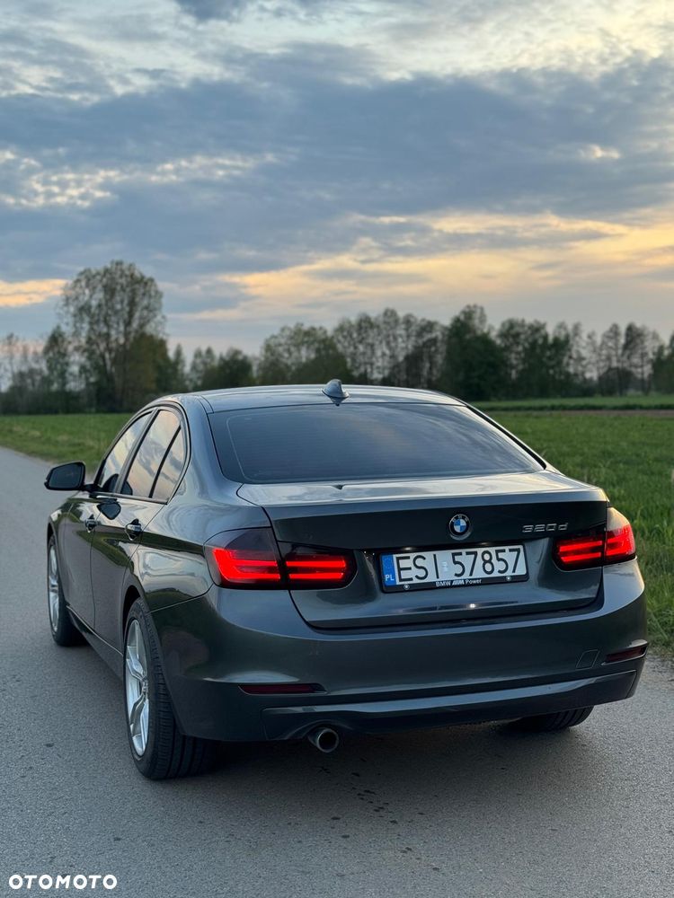 BMW Seria 3 320d - 3