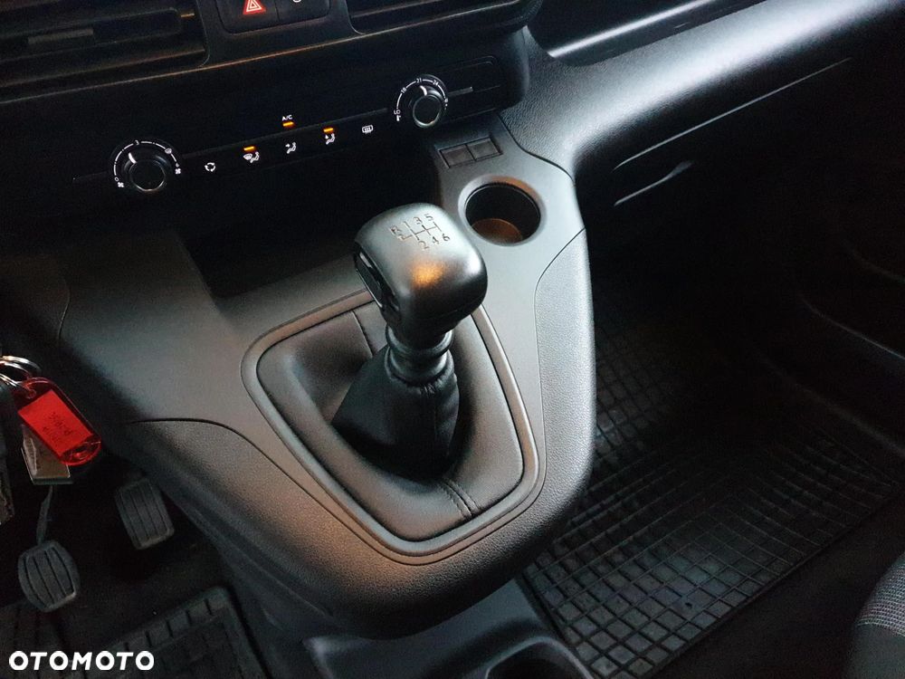 Toyota Proace City Verso 1.2 D-4T Business - 15
