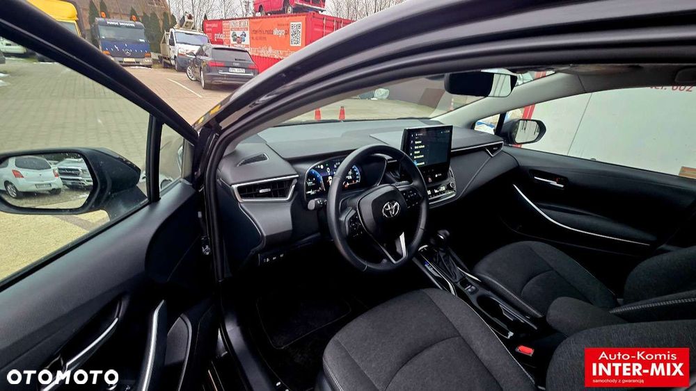 Toyota Corolla - 25
