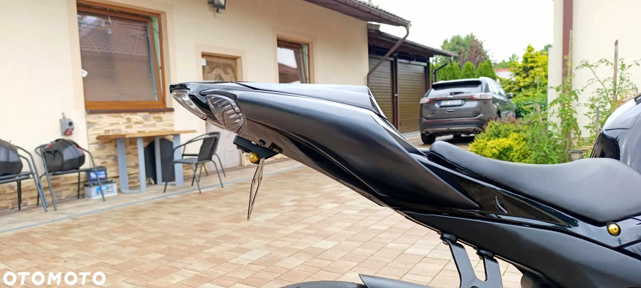 Suzuki GSX-R - 25