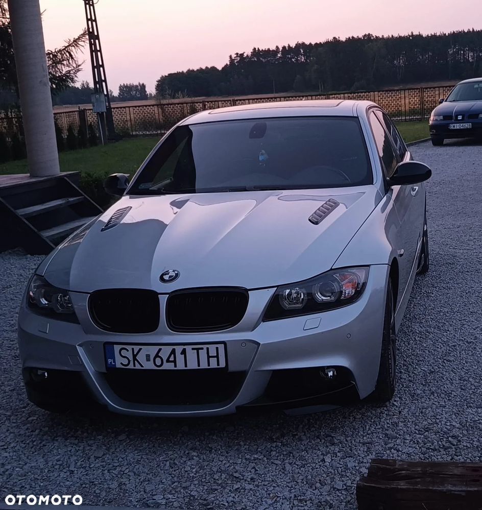 BMW Seria 3 325i - 3
