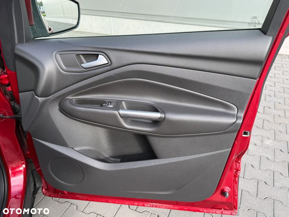 Ford Kuga 1.5 EcoBoost 4x4 Cool & Connect - 38