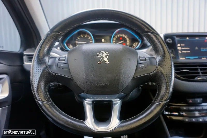 Peugeot 2008 1.2 PureTech Crossway - 11