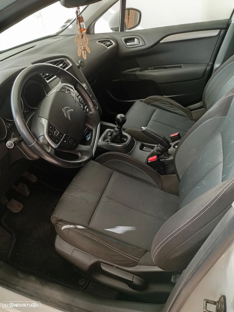 Citroën C4 - 6