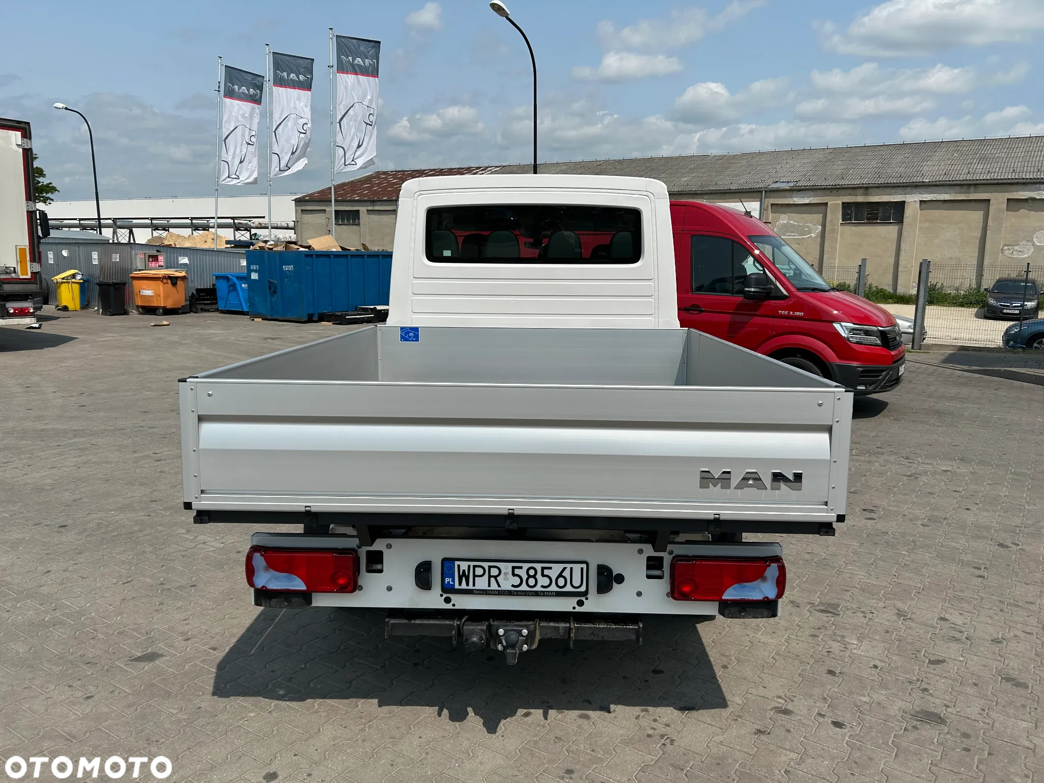 MAN TGE 3.180 4X4 SB - 4