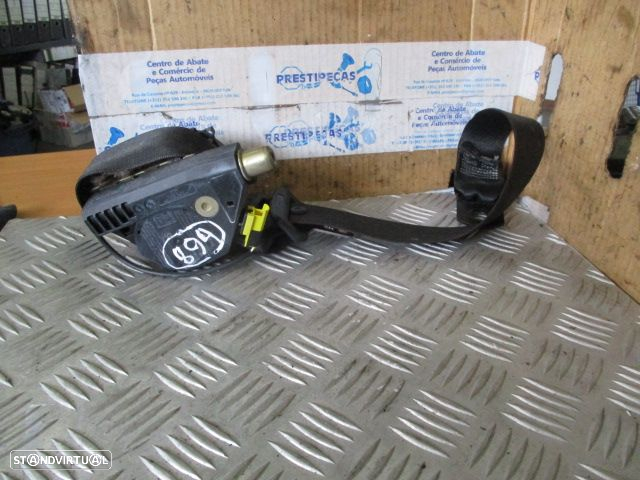 Pre-Tensor 33003480D MERCEDES W163 2000 5P FD - 2