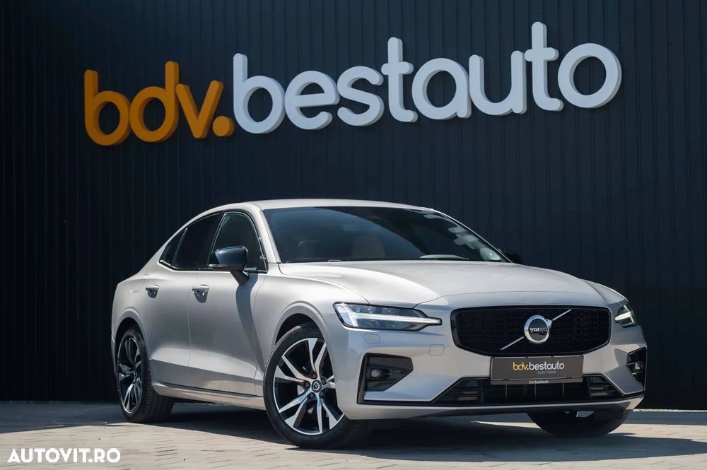 Volvo S60 B4 MHEV AT Plus Dark - 2