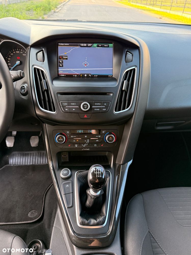 Ford Focus 1.5 EcoBoost Titanium ASS - 28