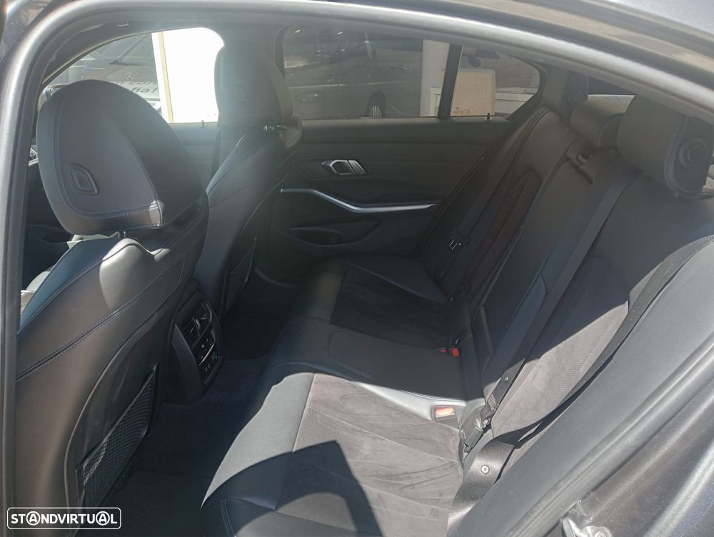 BMW 330 e Pack M Auto - 8