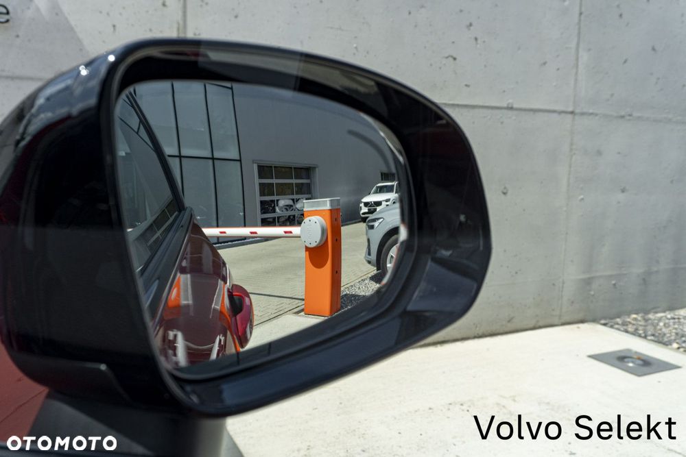 Volvo XC 60 - 25