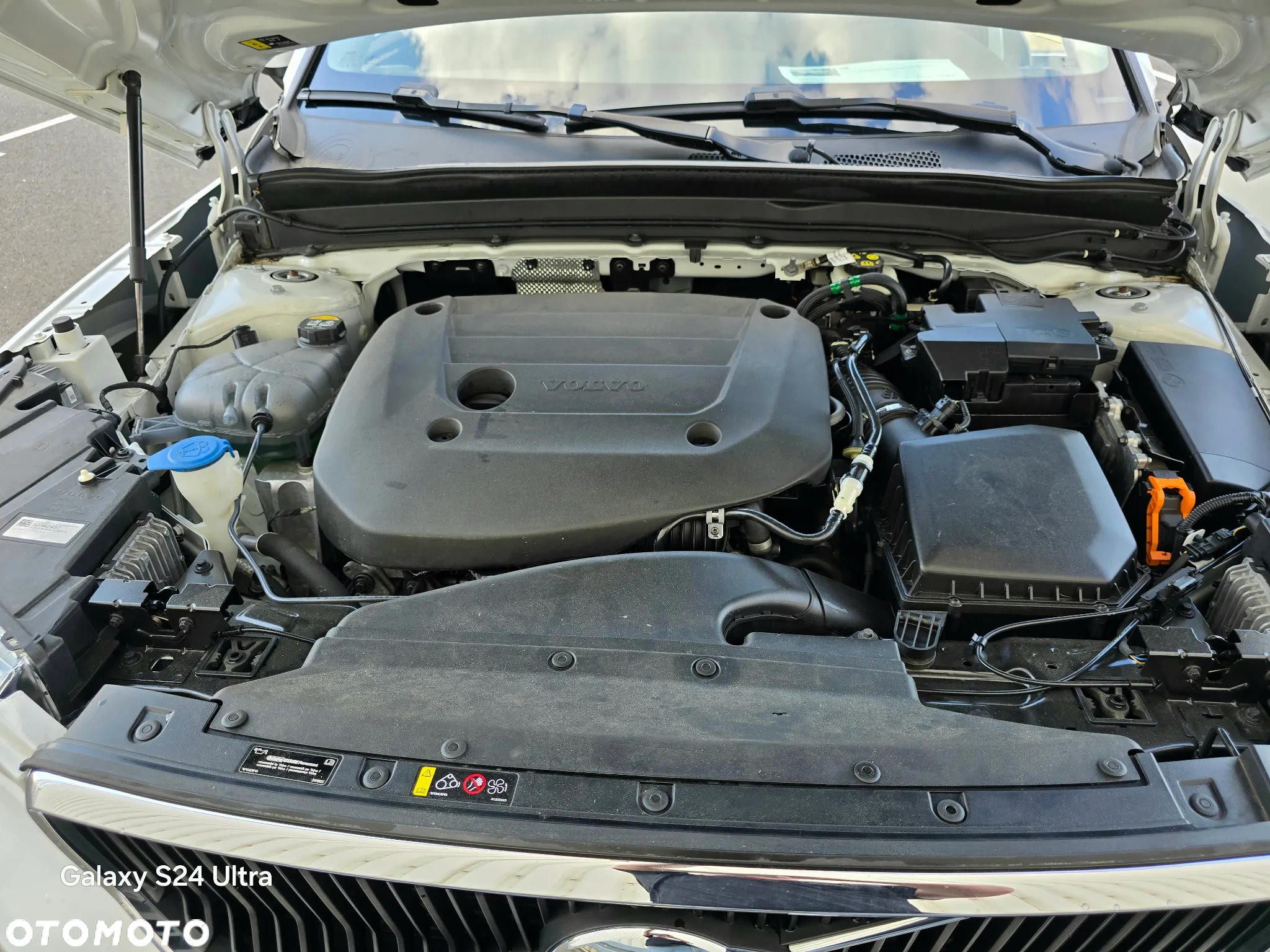 Volvo XC 40 T4 AWD Momentum Pro - 25