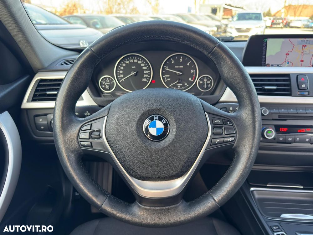 BMW Seria 3 320d Aut. - 18