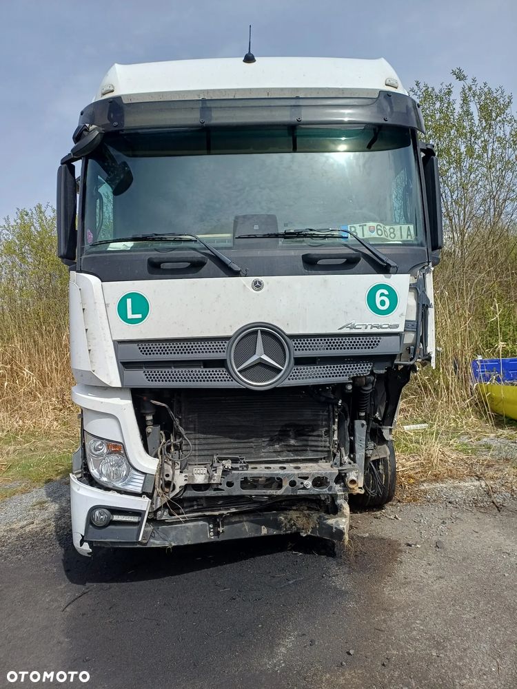 Mercedes-Benz ACTROS 1851 USZKODZONY - 11