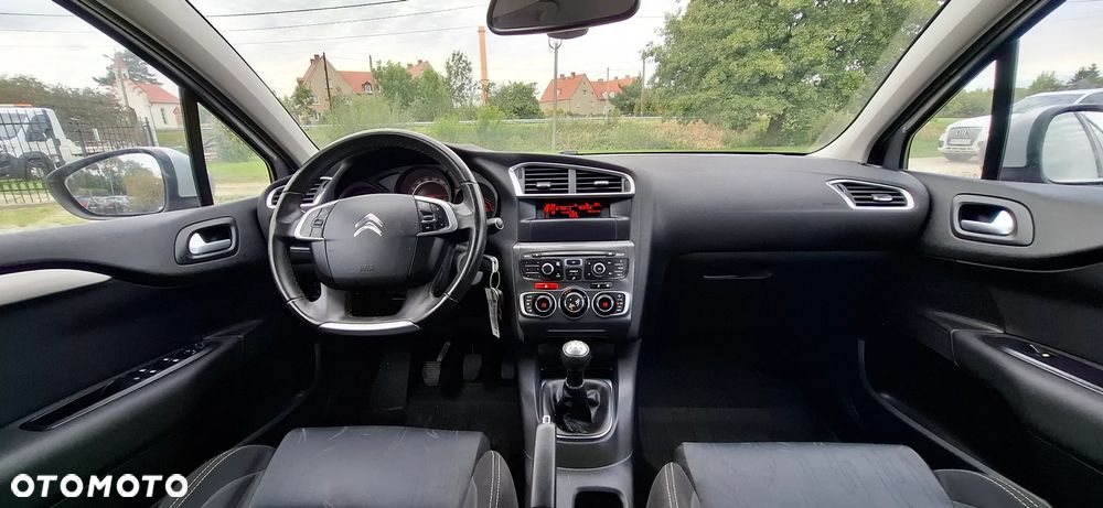 Citroën C4 1.4 VTi Seduction - 22