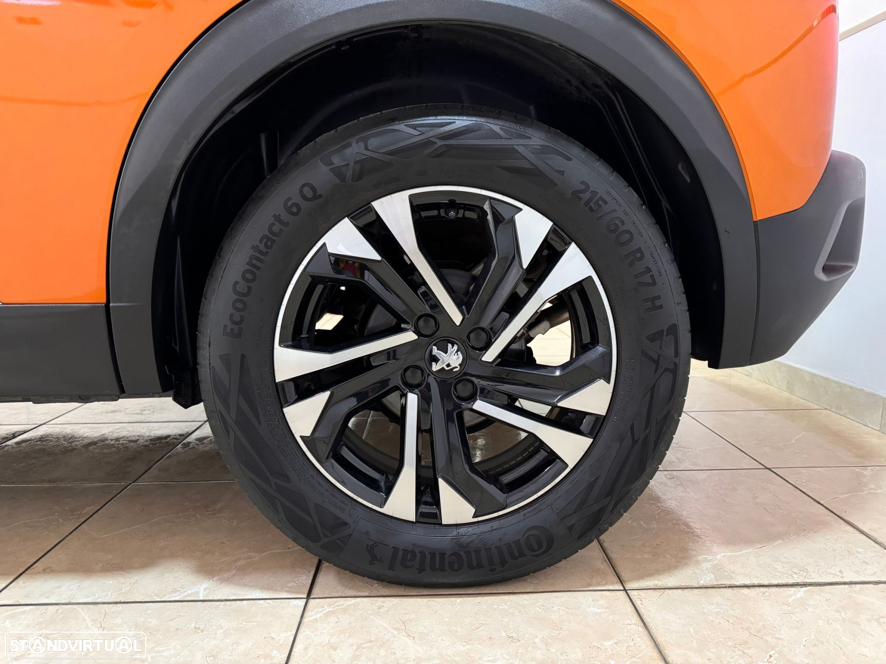 Peugeot 2008 1.2 PureTech Allure Pack - 5