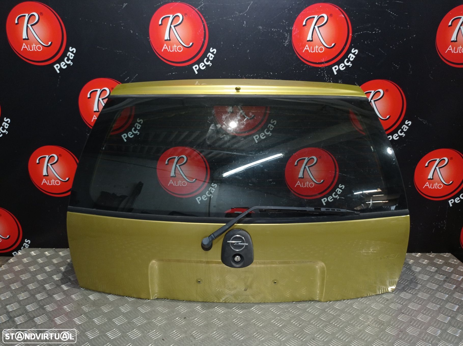 Tampa Da Mala Opel Corsa B (S93) - 1