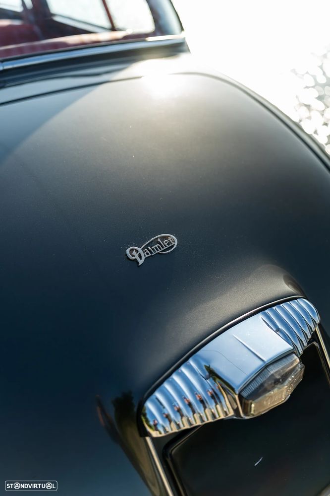 Jaguar Daimler - 12