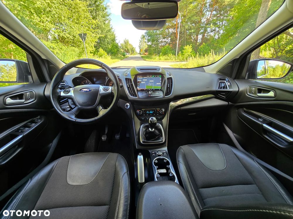 Ford Kuga 2.0 TDCi 2x4 Titanium - 7