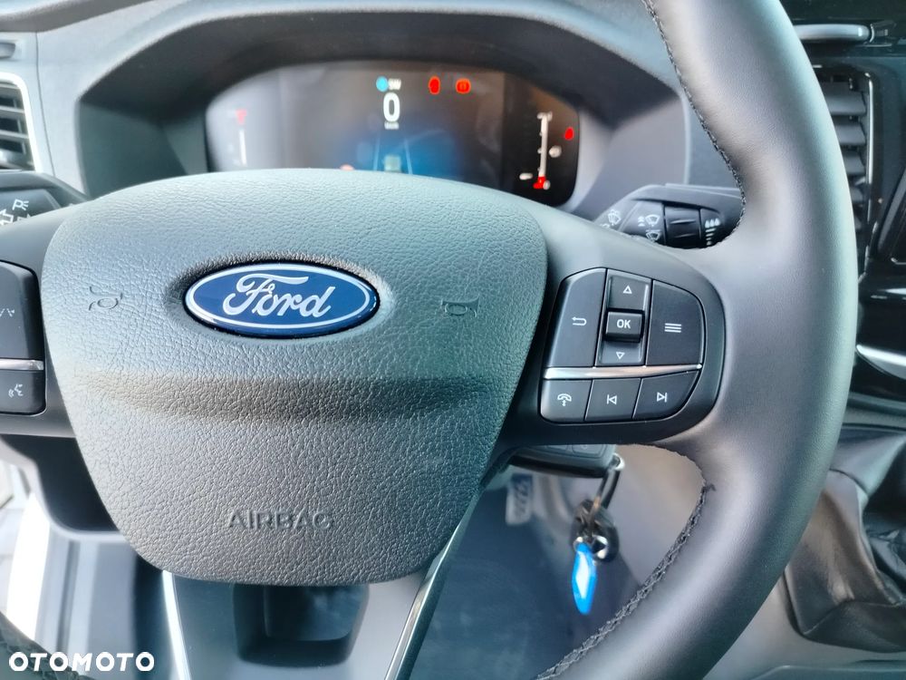 Ford Transit - 9