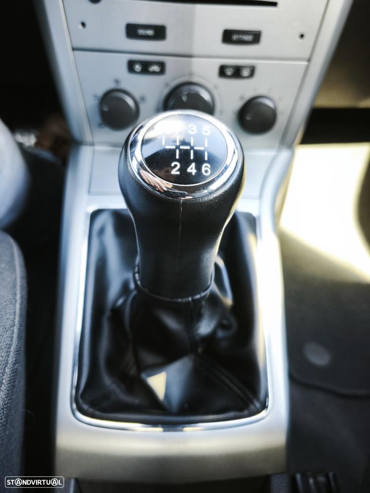 Opel Astra GTC 1.3 CDTI - 48