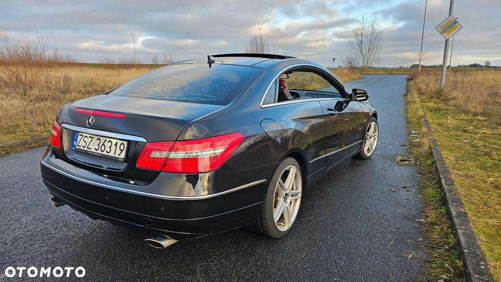 Mercedes-Benz Klasa E - 13