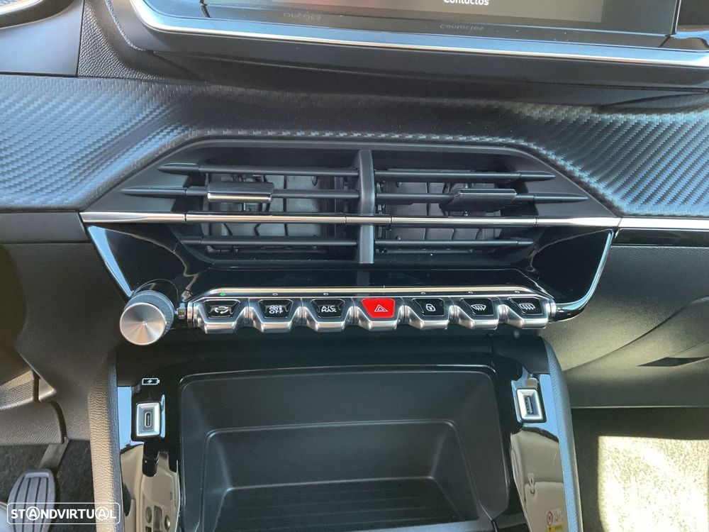 Peugeot 2008 1.2 PureTech Active - 30