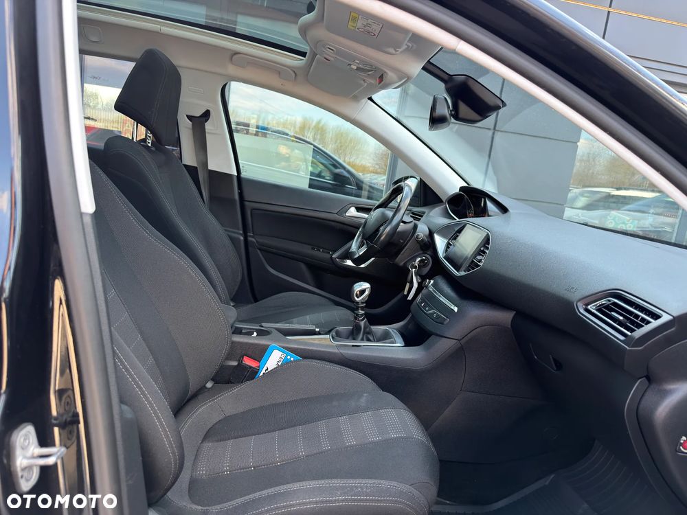 Peugeot 308 HDi FAP 92 Access - 25