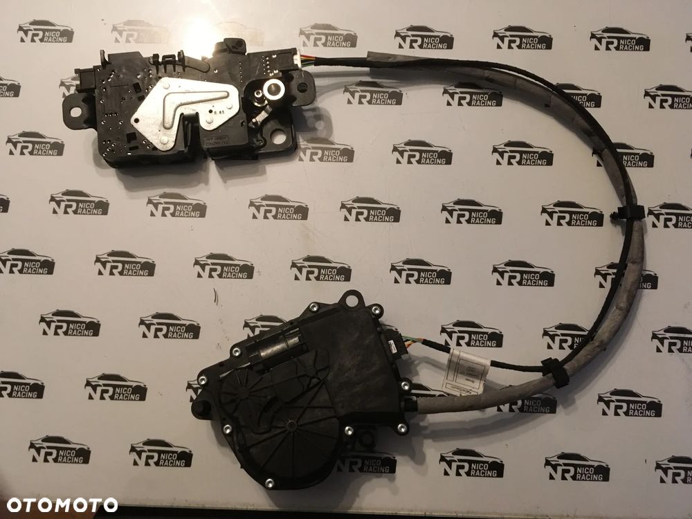 ZAMEK DOCIĄG TYLNEJ KLAPY BMW G02 F98 - 1
