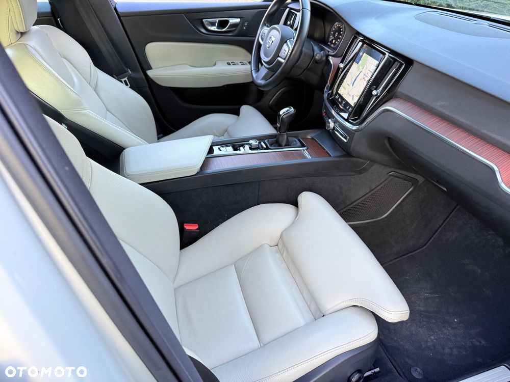 Volvo V60 D3 Inscription - 10