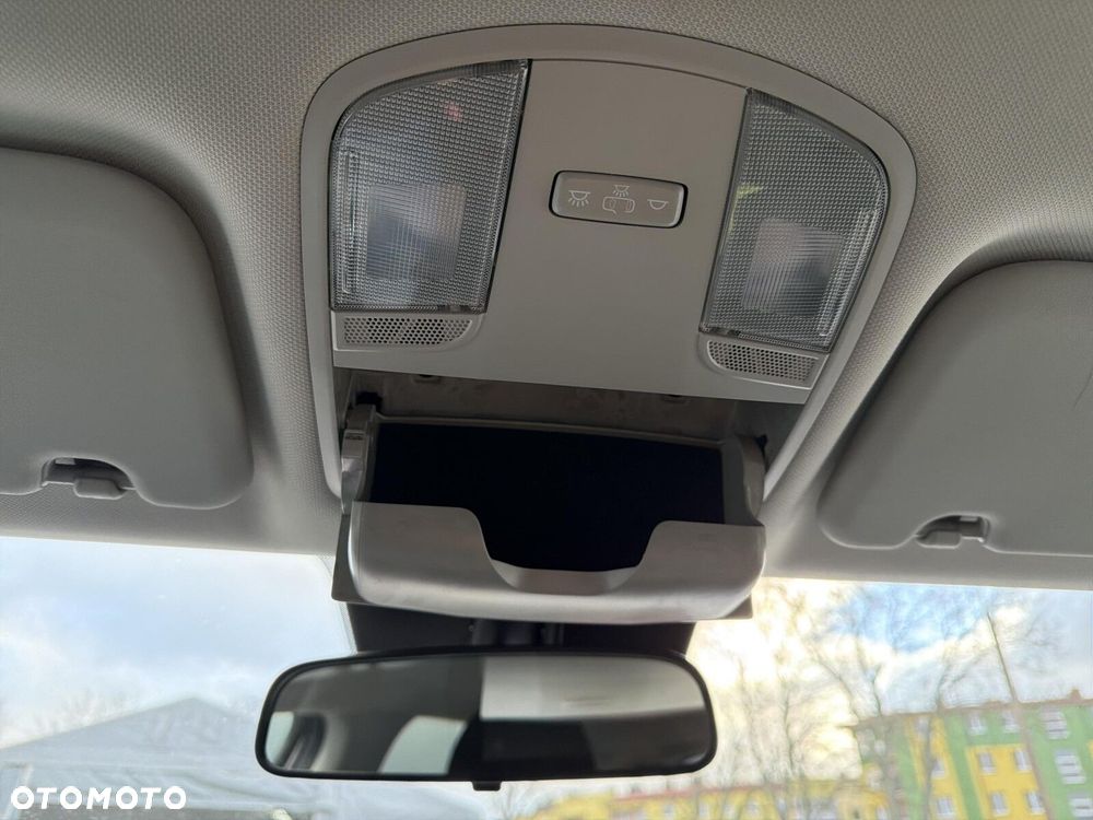 Hyundai i30 1.5 DPI Modern - 28