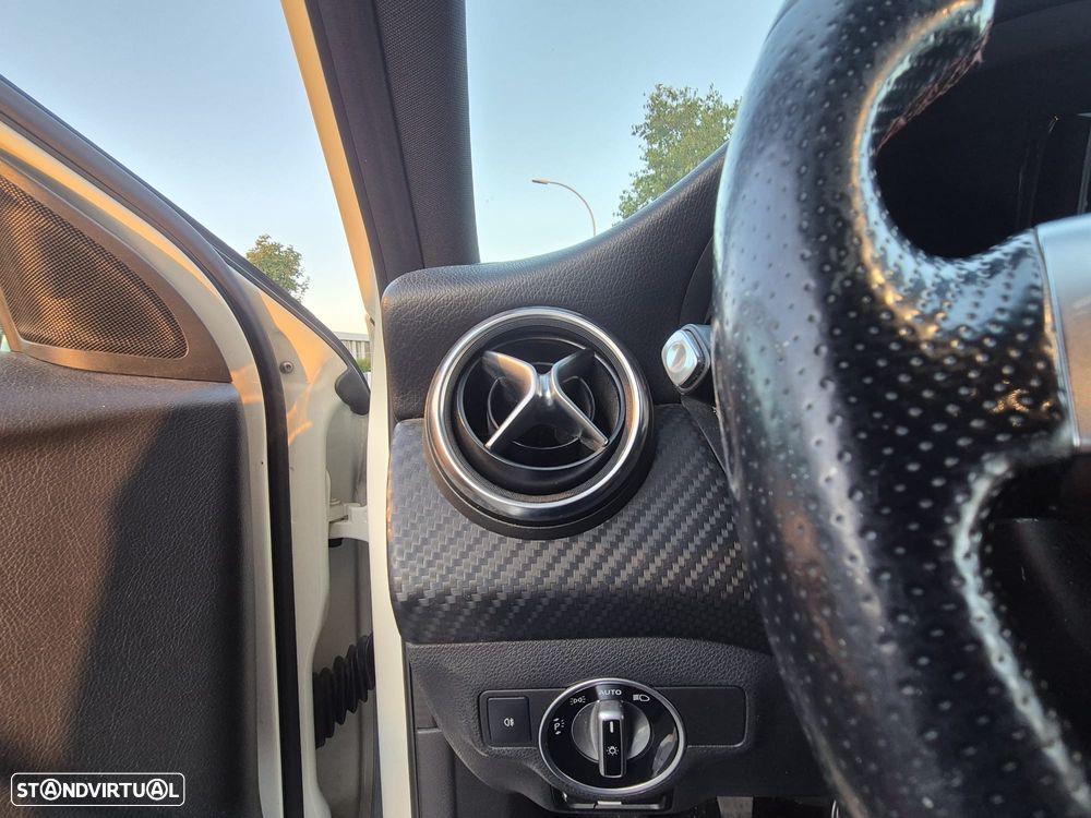Mercedes-Benz A 200 Limousine - 12