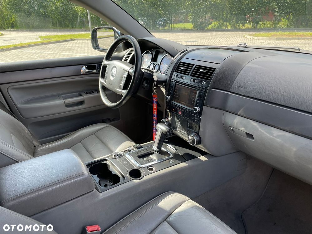 Volkswagen Touareg 3.2 V6 Tiptr - 7