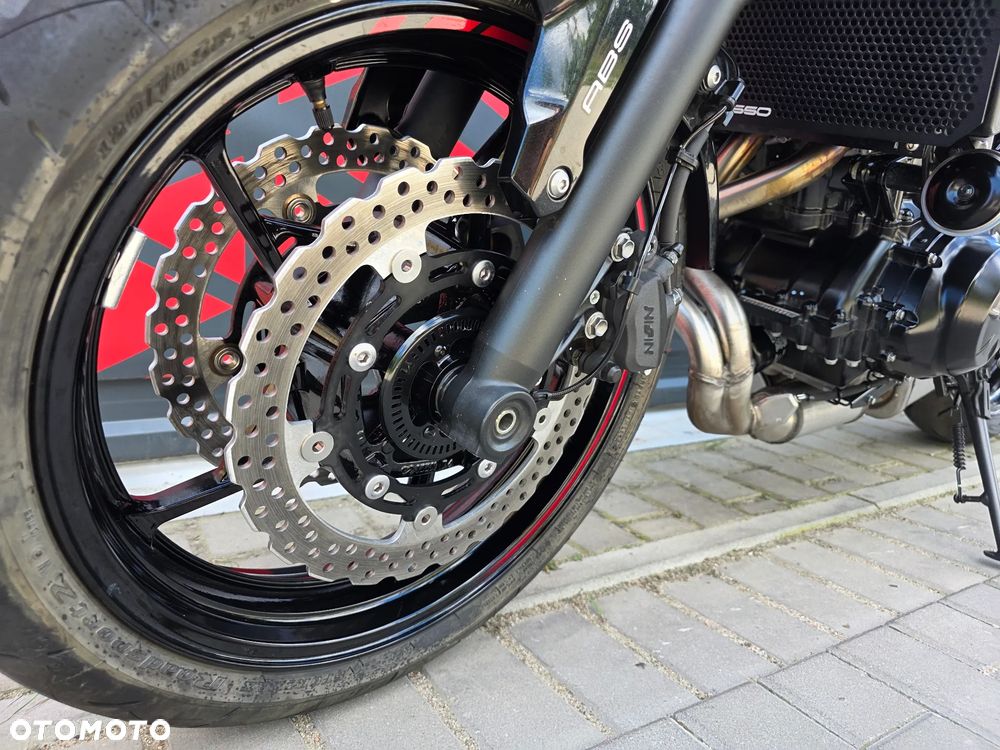 Kawasaki Z 650 - 14
