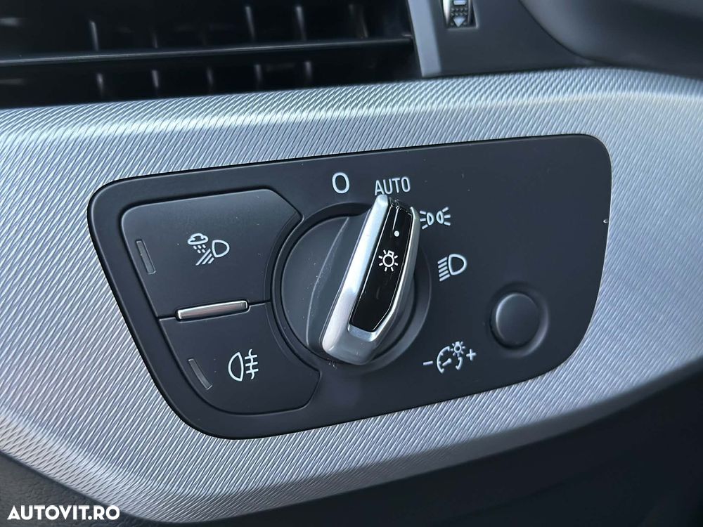 Audi A4 2.0 TDI ultra S tronic design - 23