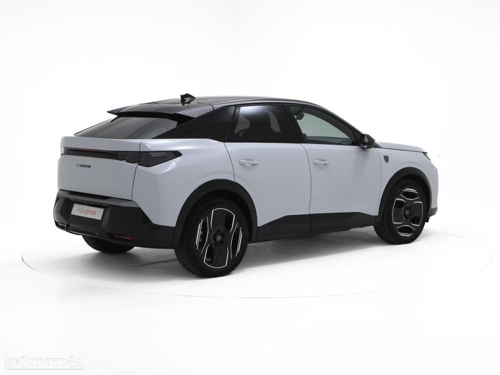 Peugeot E-3008 73 kWh GT - 3