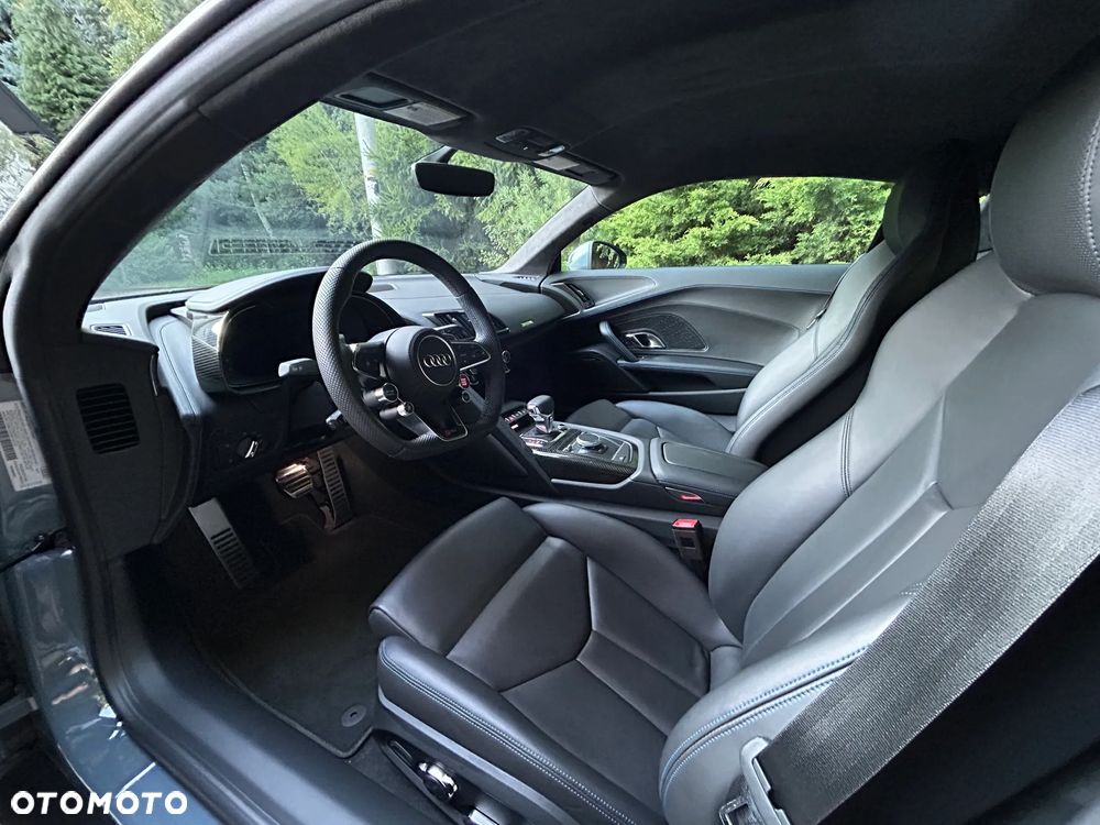 Audi R8 Coupé V10 RWD Performance - 11