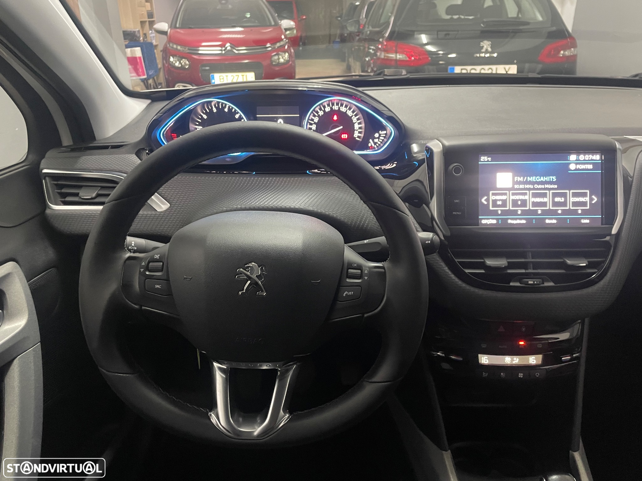 Peugeot 2008 PureTech 110 Stop&Start Allure - 21