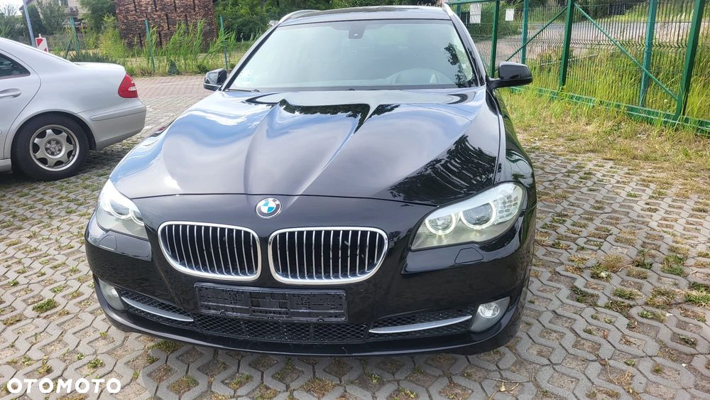 BMW Seria 5 520d Touring - 24