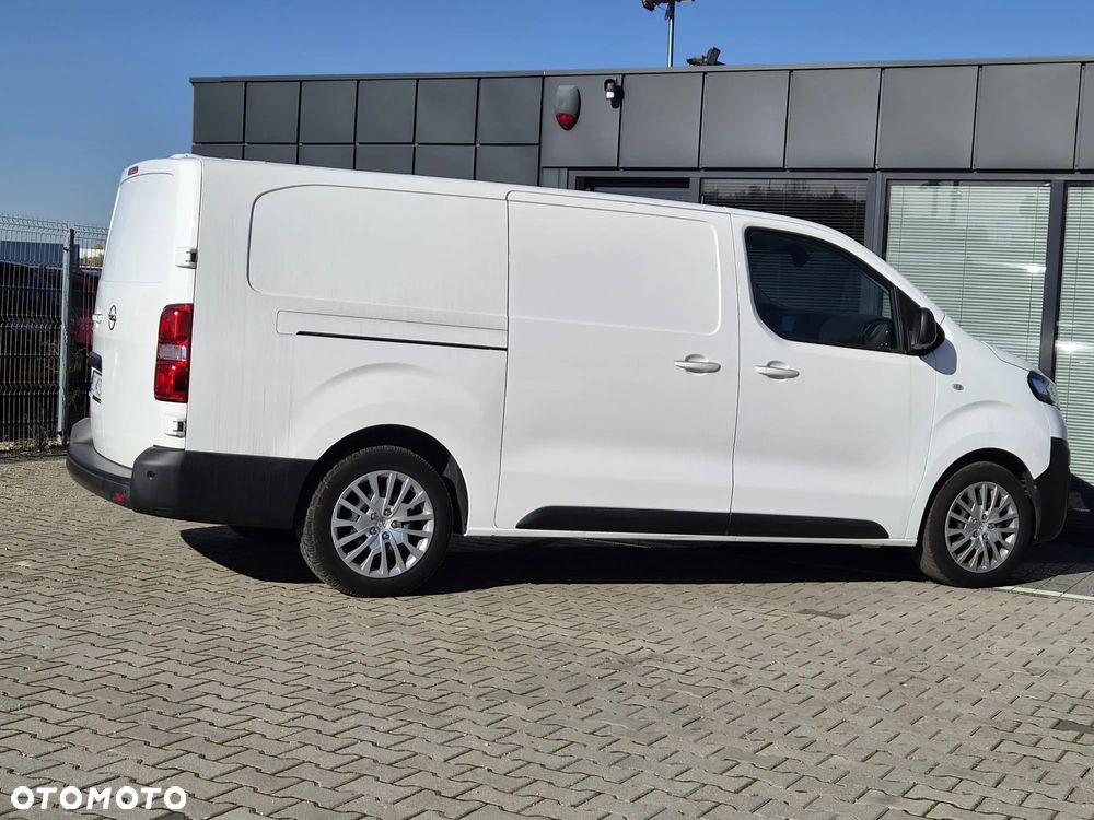 Opel Vivaro - 8