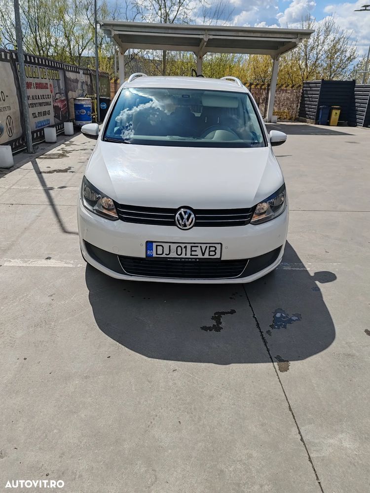Volkswagen Touran 2.0 TDI DSG Comfortline - 1